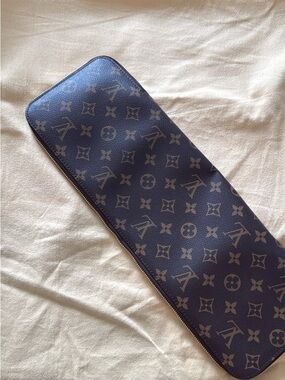 Louis Vuitton Men's Monogram Canvas 5 Tie Case - Dark Brown